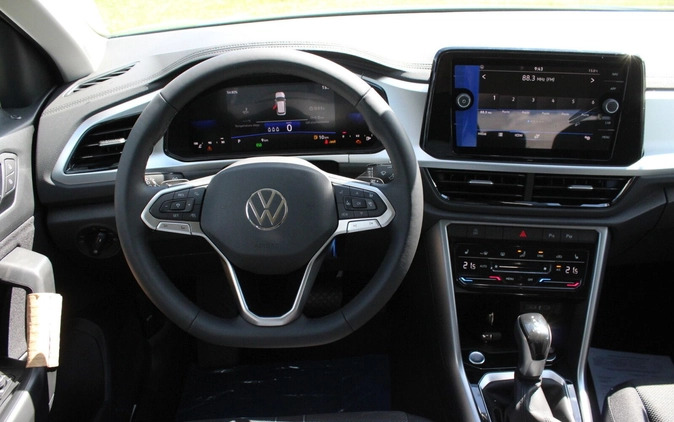 Volkswagen T-Roc cena 136900 przebieg: 5, rok produkcji 2024 z Blachownia małe 121